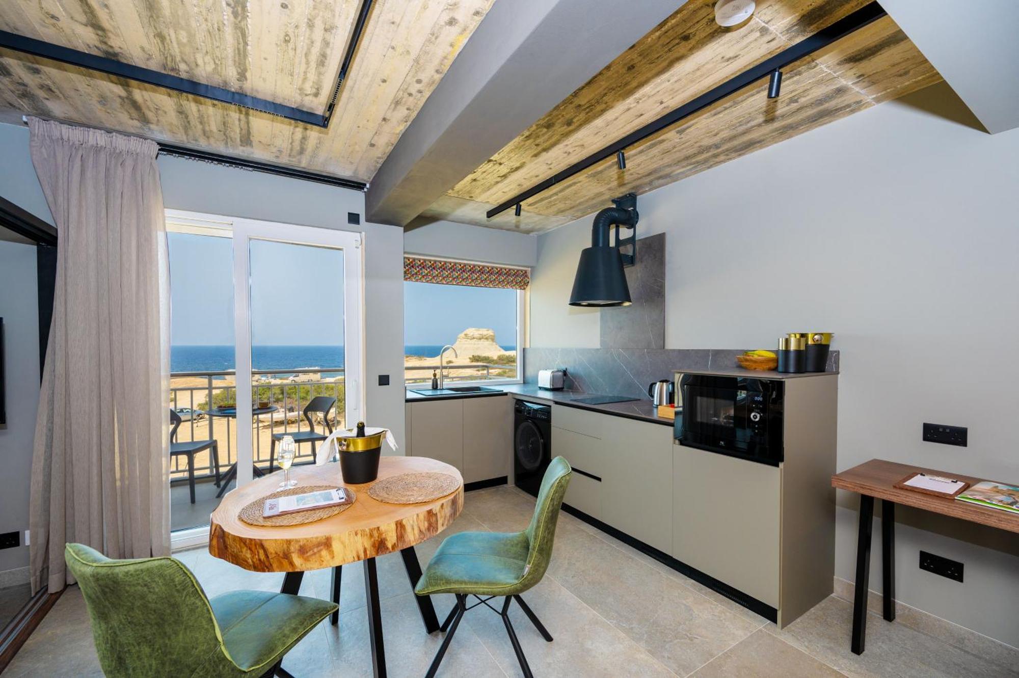 Salini Suites Zebbug  Eksteriør billede